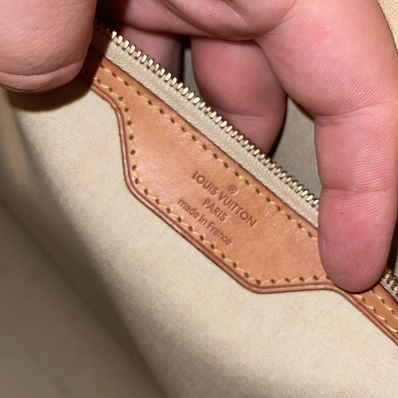 Authentic Louis Vuitton Vernis brea GM cream marshmallow tote everyday bag - Picture 13 of 15